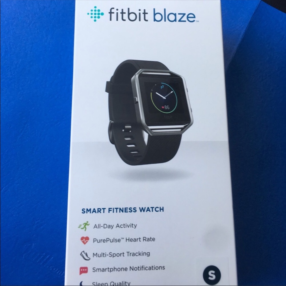 New never worn Fitbit Blaze Smartwatch. Size Small